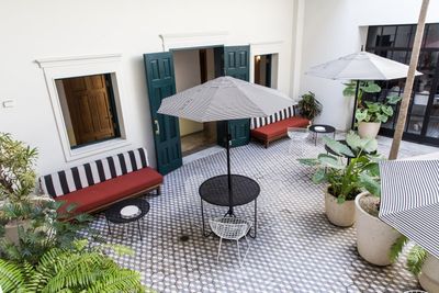 Extérieur de l'hôtel American Trade