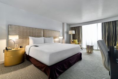 Renaissance Panama City Hotel guestroom