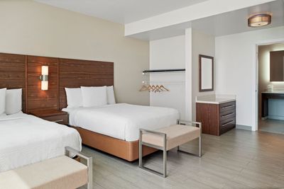 Residence Inn by Marriott suite