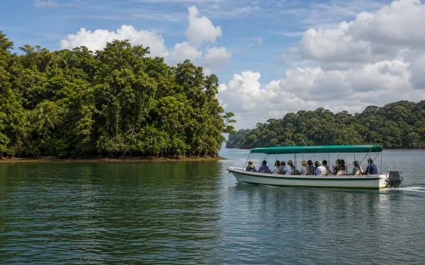 Gatun Lake rainforest landscape on the way to Monkey Island