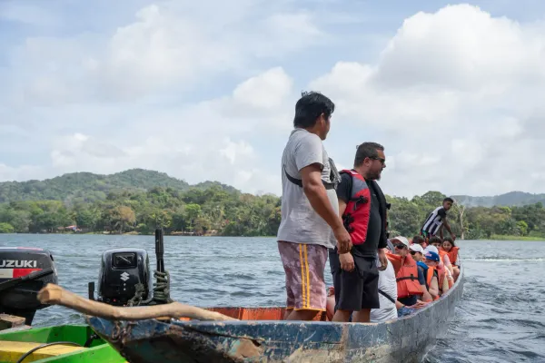Canoe ride along the Chagres River to Embera Village