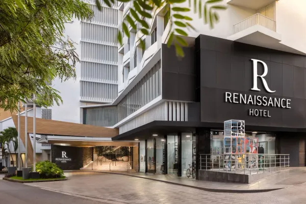 Renaissance Panama City Hotel entrance